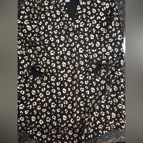 BLACK AND GOLD LEOPARD SHIMMER WEEKENDER TOP SIZE SMALL NEW! - Picture 13 of 14